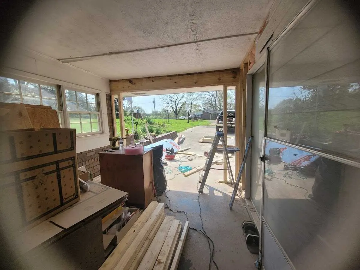 Air movers and dehumidifier for Water Mitigation Services in Metropolis